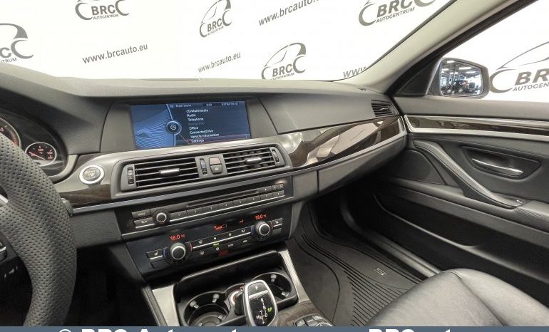BMW 520 d Touring Automatas 2010 full