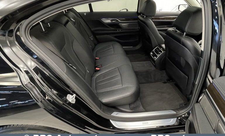 BMW 740 i Automatas 2017 full