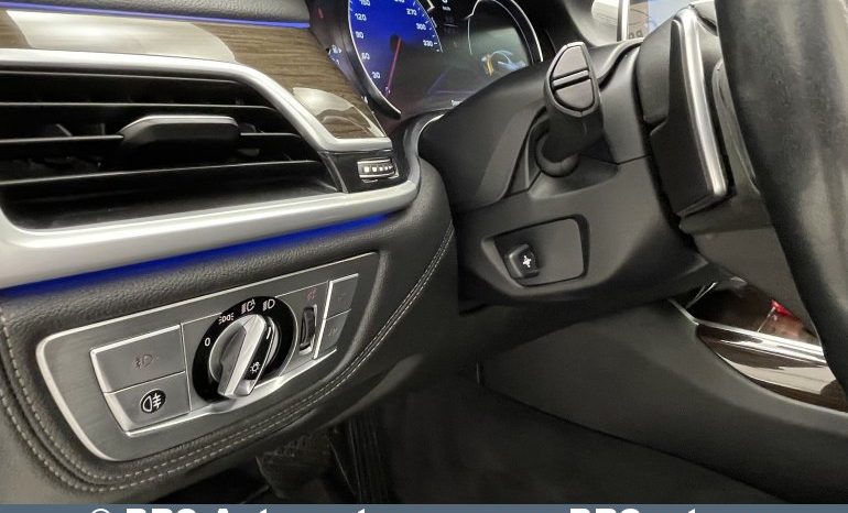 BMW 740 i Automatas 2017 full