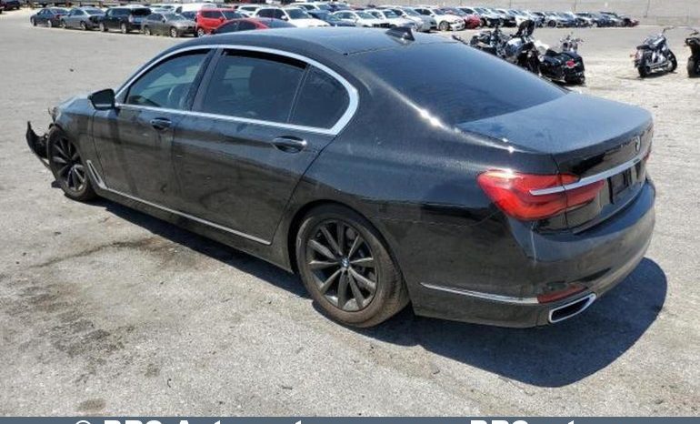 BMW 740 i Automatas 2017 full