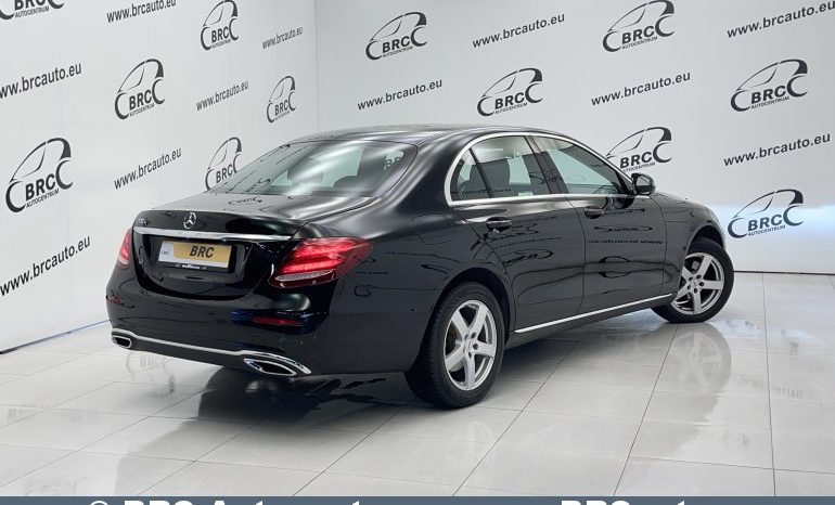 Mercedes-Benz E 220 d Automatas 2017 full
