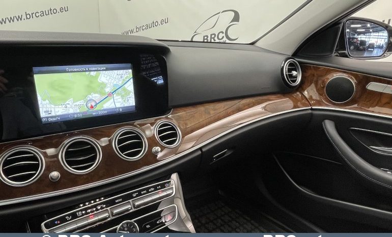 Mercedes-Benz E 220 d Automatas 2017 full