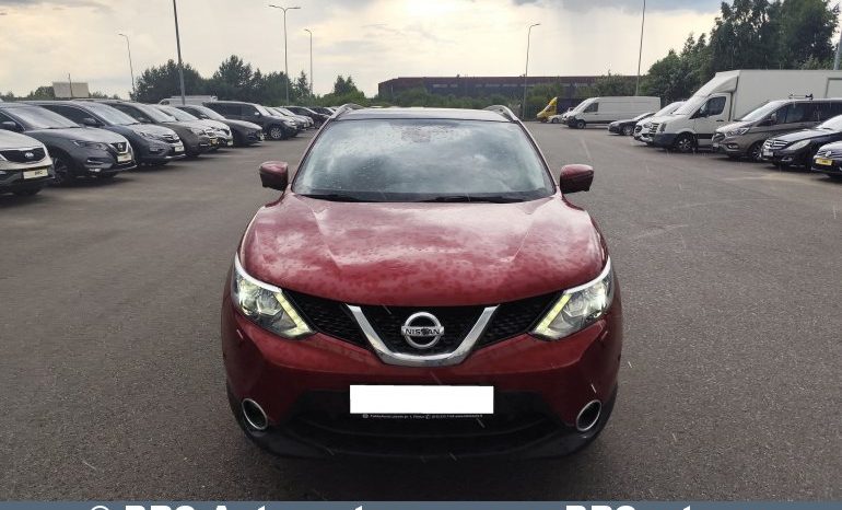 Nissan Qashqai 1.2 Automatas 2015 full