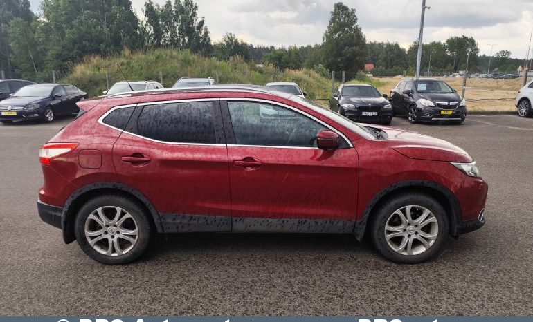 Nissan Qashqai 1.2 Automatas 2015 full
