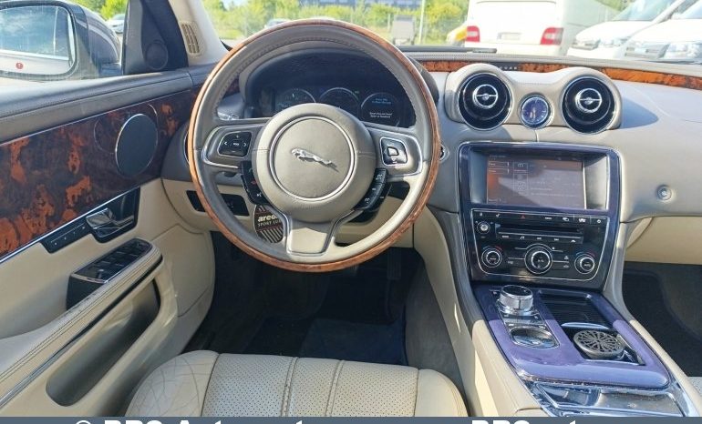 Jaguar XJ Luxury 3.0d V6 Automatas 2010 full