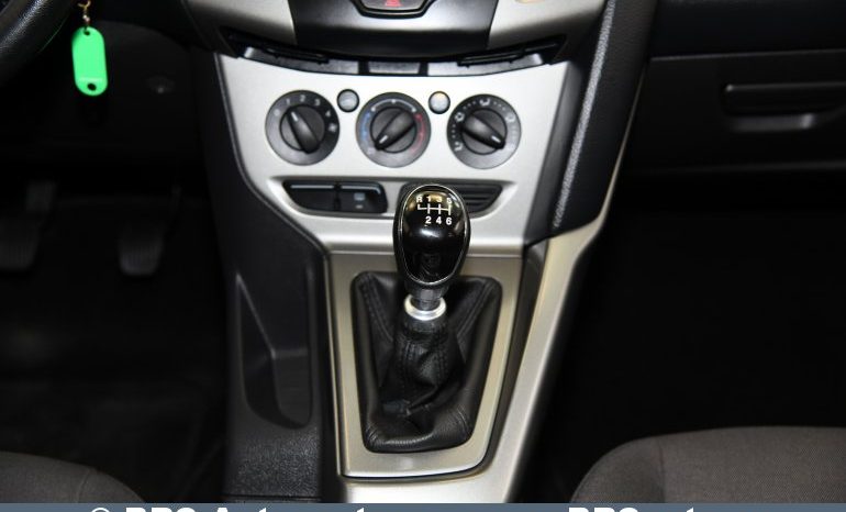 Ford Focus 1.6 TDCi Ultimate Lux 2014 full
