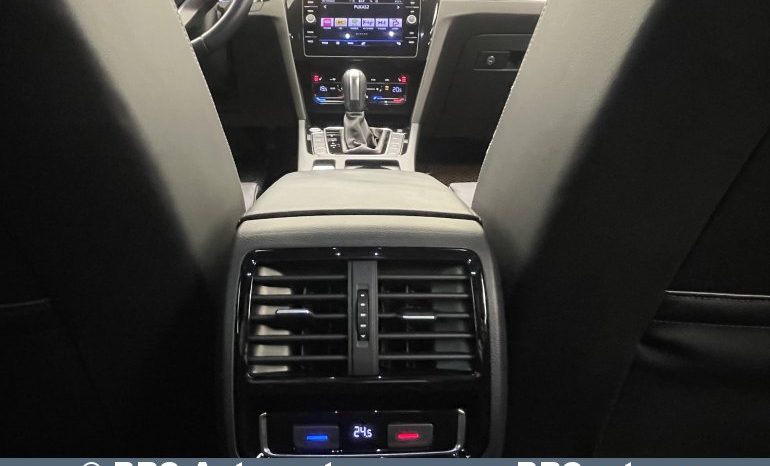 Volkswagen Passat R-Line Elegance 2.0 TDI DSG 4Motion 2021 full