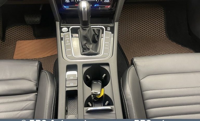 Volkswagen Passat R-Line Elegance 2.0 TDI DSG 4Motion 2021 full
