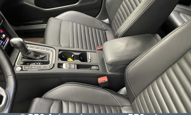 Volkswagen Passat R-Line Elegance 2.0 TDI DSG 4Motion 2021 full