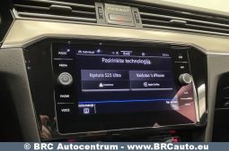 Volkswagen Passat R-Line Elegance 2.0 TDI DSG 4Motion 2021 full
