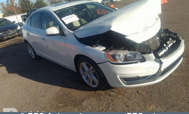 Volvo S60 T5 Automatas 2015 full