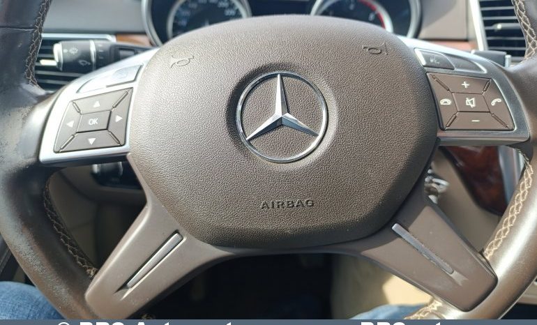 Mercedes-Benz ML 350 350 CDI BLUETEC 4Matic 2012 full