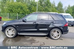 Mercedes-Benz ML 350 350 CDI BLUETEC 4Matic 2012 full