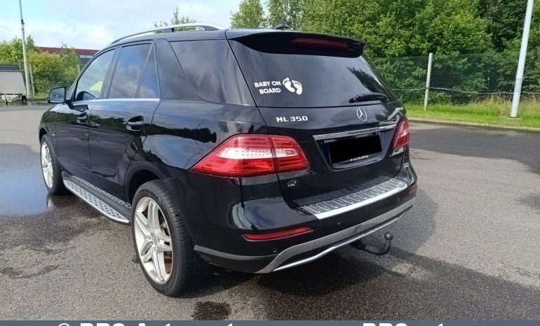 Mercedes-Benz ML 350 350 CDI BLUETEC 4Matic 2012 full