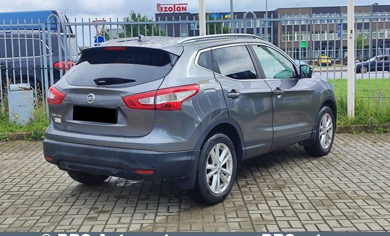 Nissan Qashqai 1.2 DiG-T Automatas 2015 full