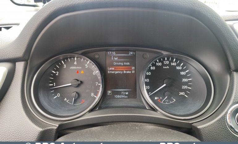 Nissan Qashqai 1.2 DiG-T Automatas 2015 full