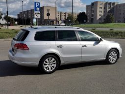 Volkswagen Passat full