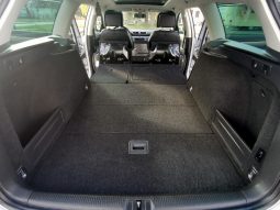 Volkswagen Passat full