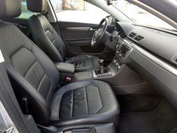 Volkswagen Passat full