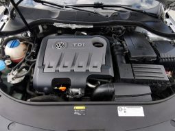 Volkswagen Passat full