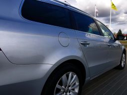 Volkswagen Passat full