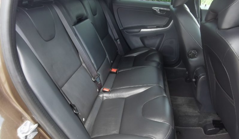 Volvo XC60 full