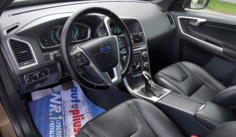 Volvo XC60 full