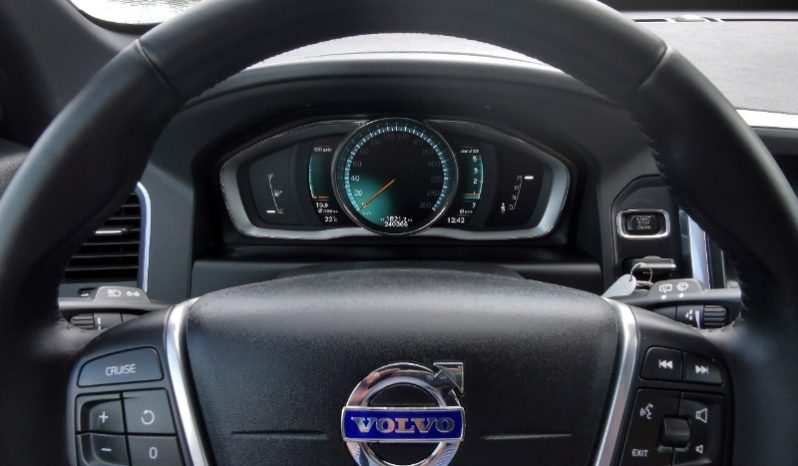 Volvo XC60 full