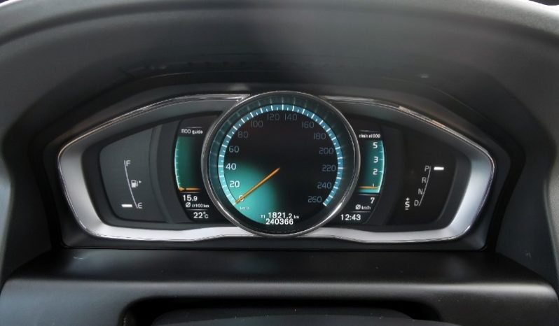 Volvo XC60 full