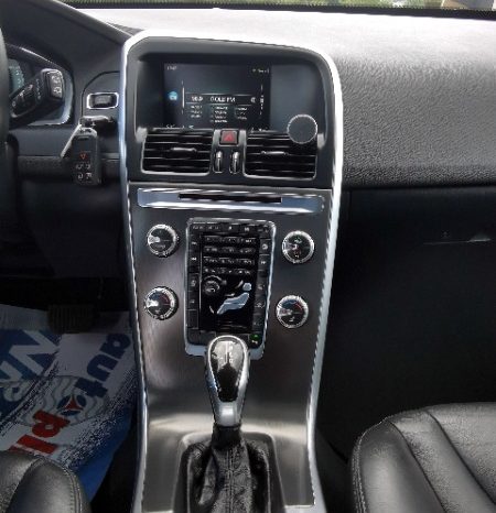 Volvo XC60 full