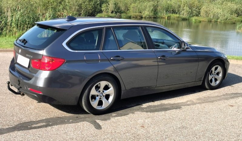 BMW 320 full