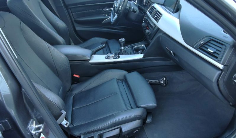 BMW 320 full