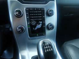 Volvo V60 2015 full