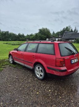 Volkswagen Passat 2000 full