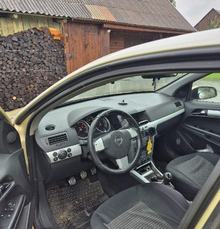 Opel (Astra) 2004 full