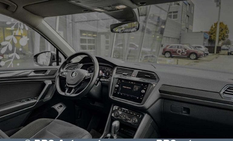 Volkswagen Tiguan  2019 full