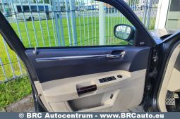 Chrysler 300 C 3.5 i V6 AWD 2005 full