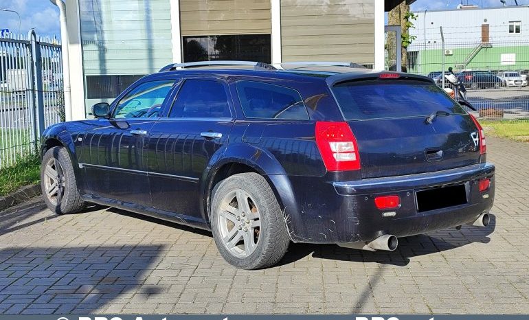 Chrysler 300 C 3.5 i V6 AWD 2005 full