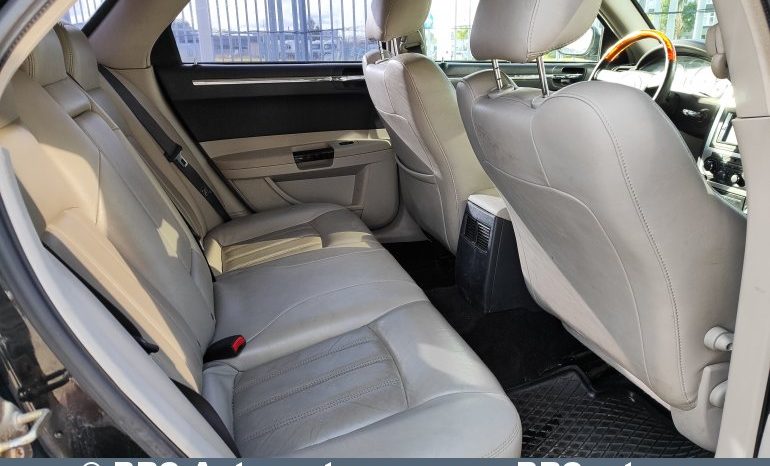 Chrysler 300 C 3.5 i V6 AWD 2005 full