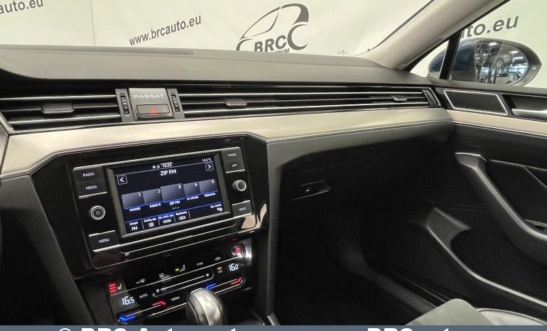 Volkswagen Passat 1.5 TSI DSG Automatas 2021 full
