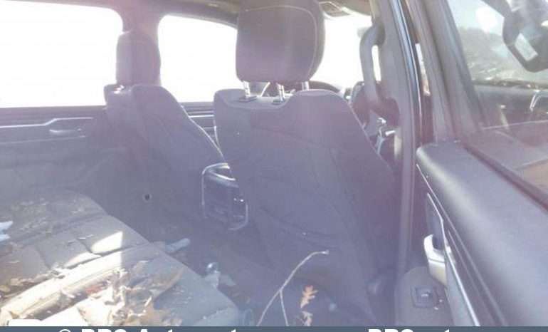 Dodge Ram 1500 Big Horn 4X4 Automatas 2023 full