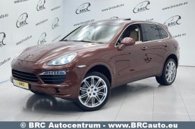 Porsche Cayenne S 4.8i automatas 2013