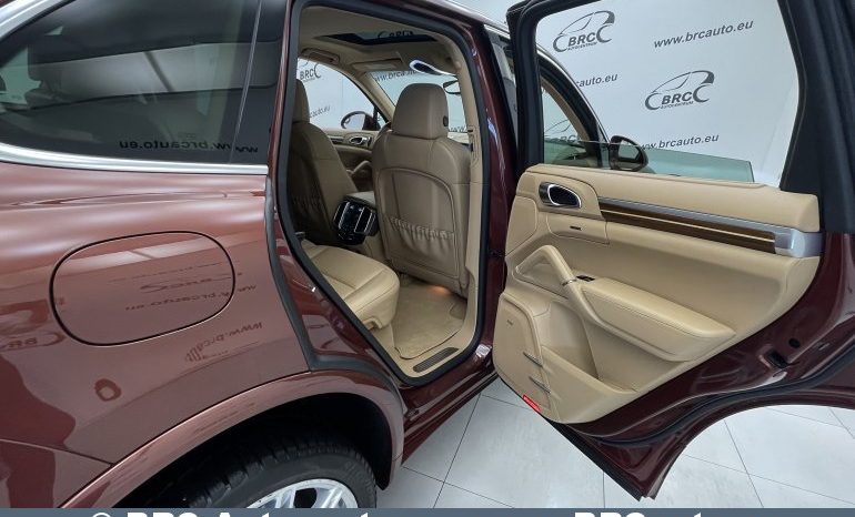 Porsche Cayenne S 4.8i automatas 2013 full