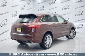 Porsche Cayenne S 4.8i automatas 2013