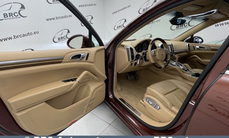 Porsche Cayenne S 4.8i automatas 2013 full