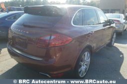 Porsche Cayenne S 4.8i automatas 2013 full