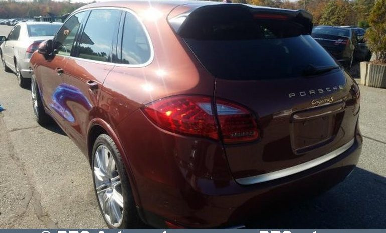 Porsche Cayenne S 4.8i automatas 2013 full