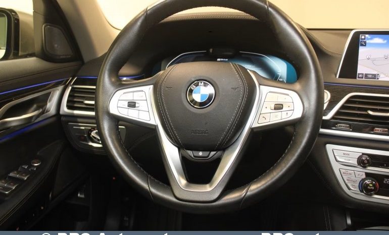 BMW 745e 3.0 Plug-In 2021 full