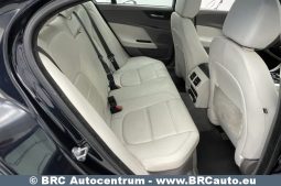 Jaguar XE 2.0i Prestige Automatas 2017 full