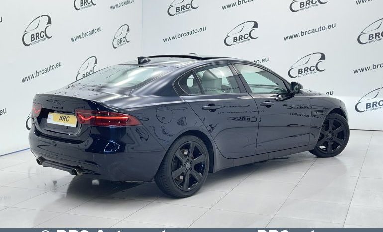 Jaguar XE 2.0i Prestige Automatas 2017 full